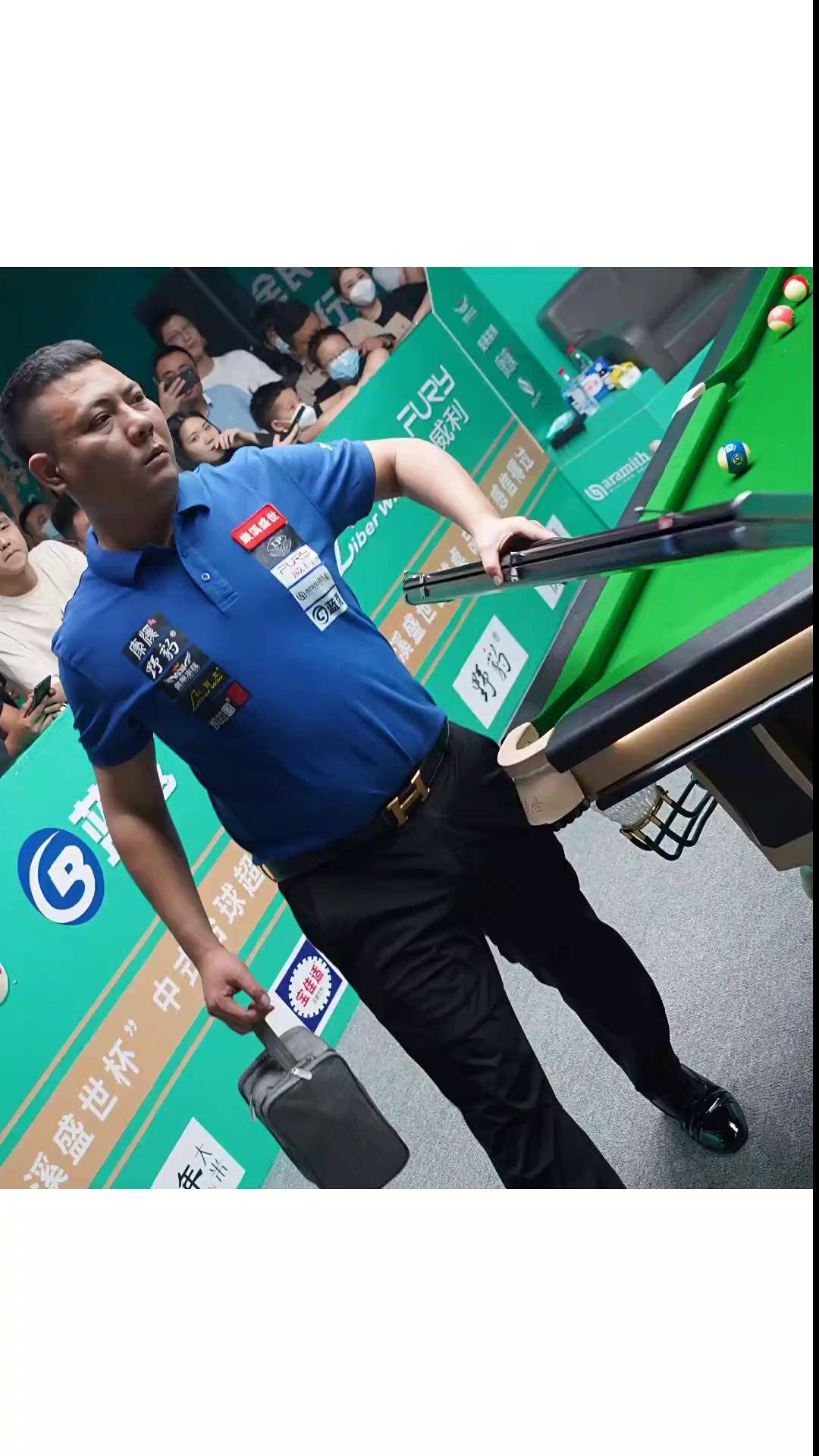 手禁区内的 手禁区内的